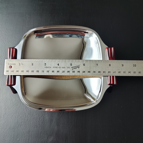 Glo Hill - Gourmates small square cake serving tray with red bakelite hanlles - Picture 3 of 12